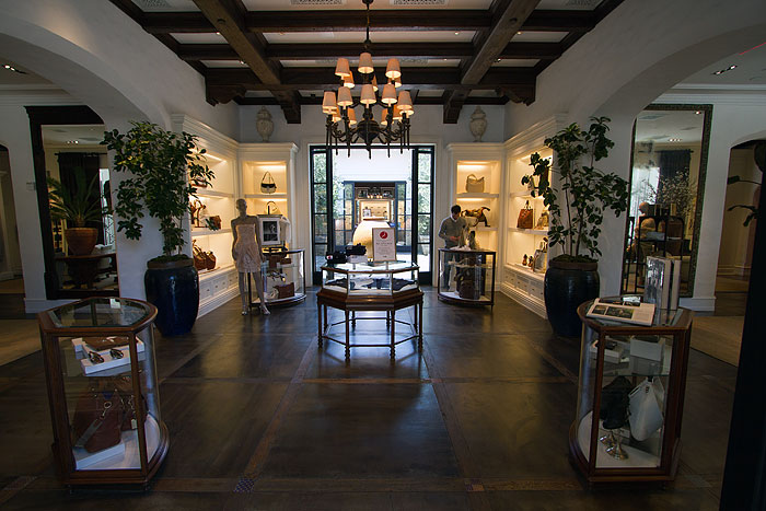 City Line Avenue >> Ralph Lauren | Robertson Boulevard Shopping, Dining & Travel Guide for Los Angeles, California City Line Avenue >> Ralph Lauren | Robertson Boulevard Shopping, Dining & Travel Guide for Los Angeles, California